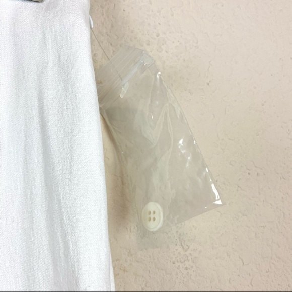 Neiman Marcus High Waisted White Ankle Pants - Picture 2 of 11